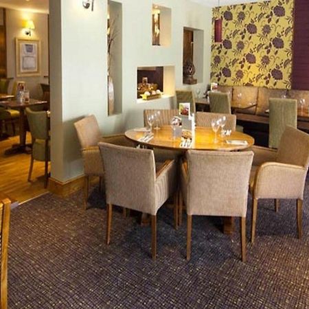 Premier Inn Bristol Cribbs Causeway Filton Exterior photo