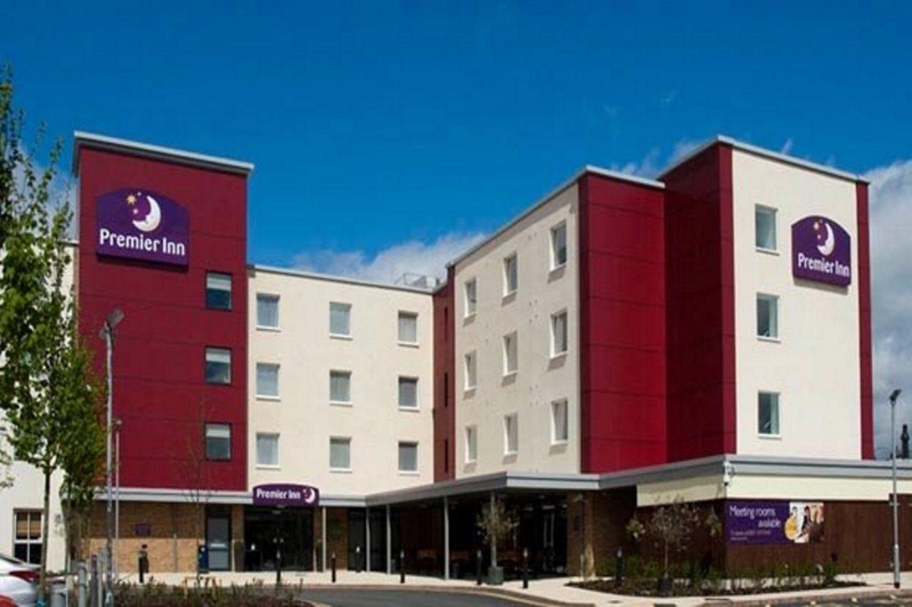Premier Inn Bristol Cribbs Causeway Filton Exterior photo