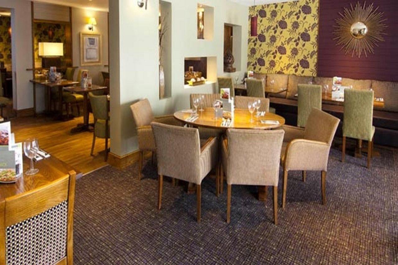 Premier Inn Bristol Cribbs Causeway Filton Exterior photo