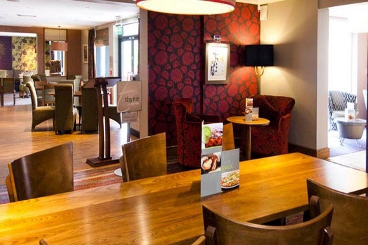 Premier Inn Bristol Cribbs Causeway Filton Exterior photo